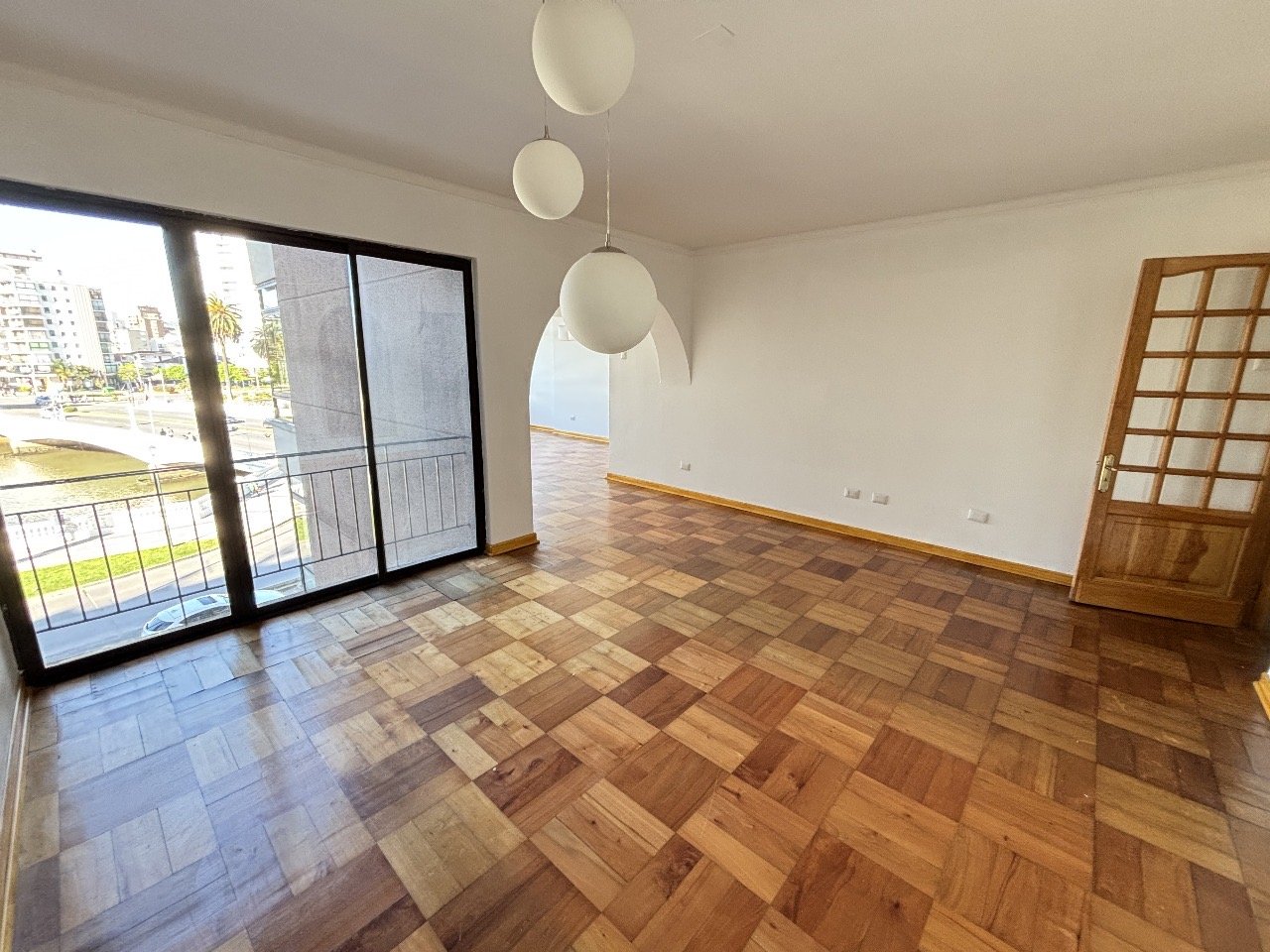 Amplio Departamento 5d3b Remodelado Con Maravillosa Vista En Viña del Mar